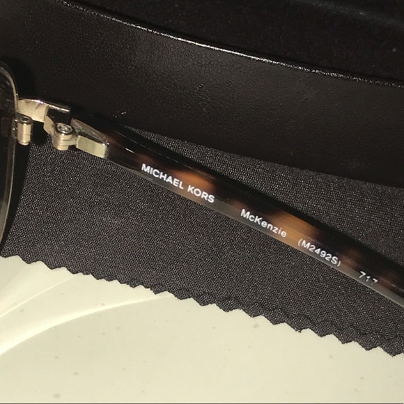 Michael Kors Aviator Style Sunglasses - McKenzie (M2492S) - Picture 13 of 14